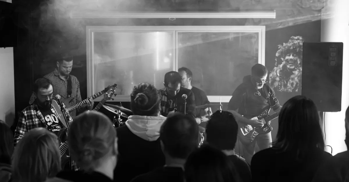 Photo en noir et blanc du groupe DRIFF au style Grunge 90's Rock.