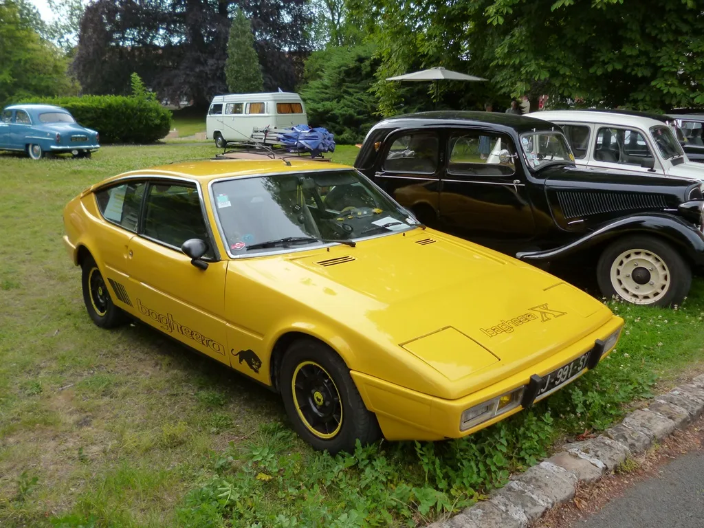 Photo d'une Matra Bagheera X dans les jardins de l'Institut d'Anchin (59).